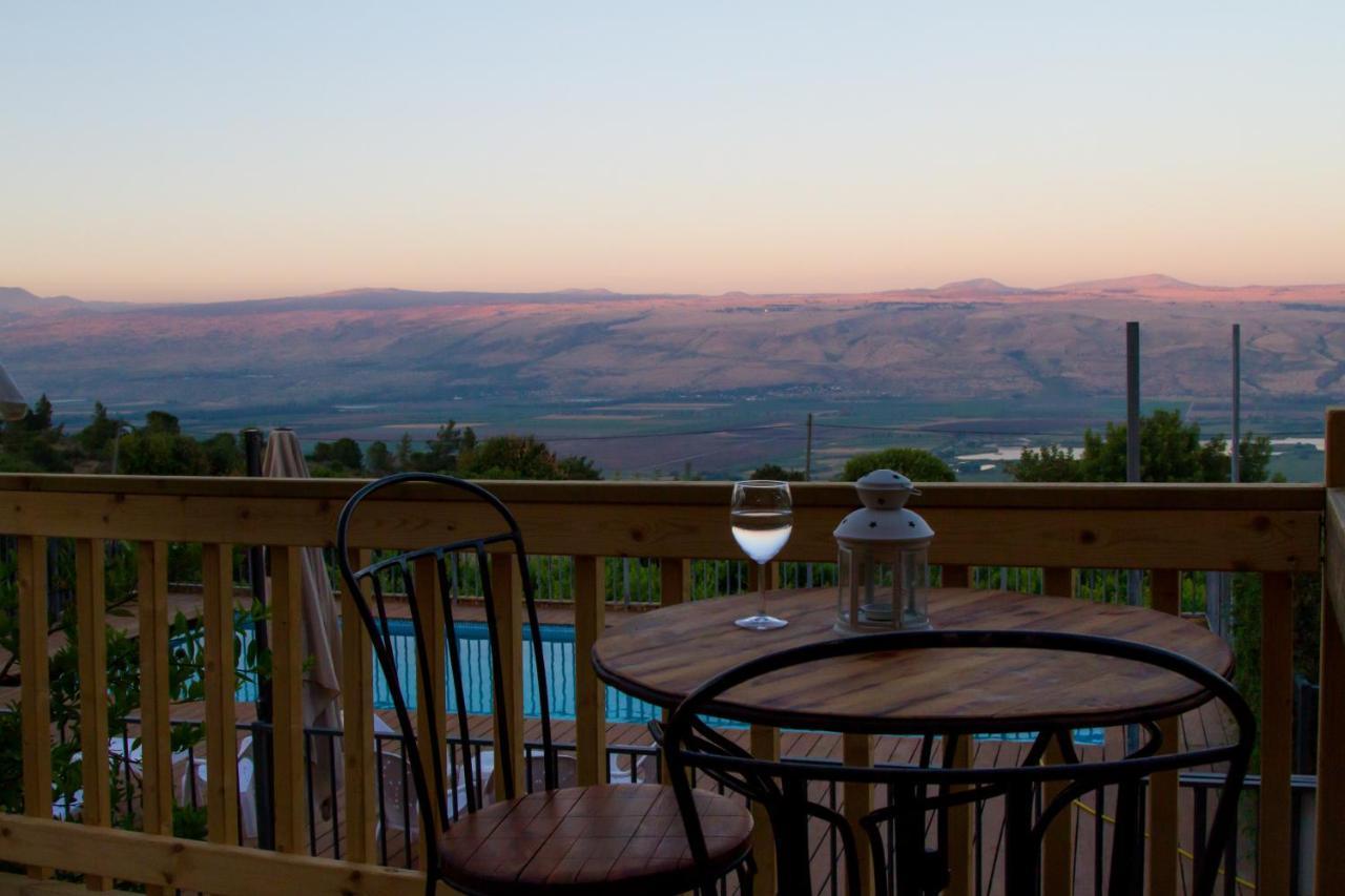 Vibe Naftali Estate Hotel Ramot Naftali Exterior photo